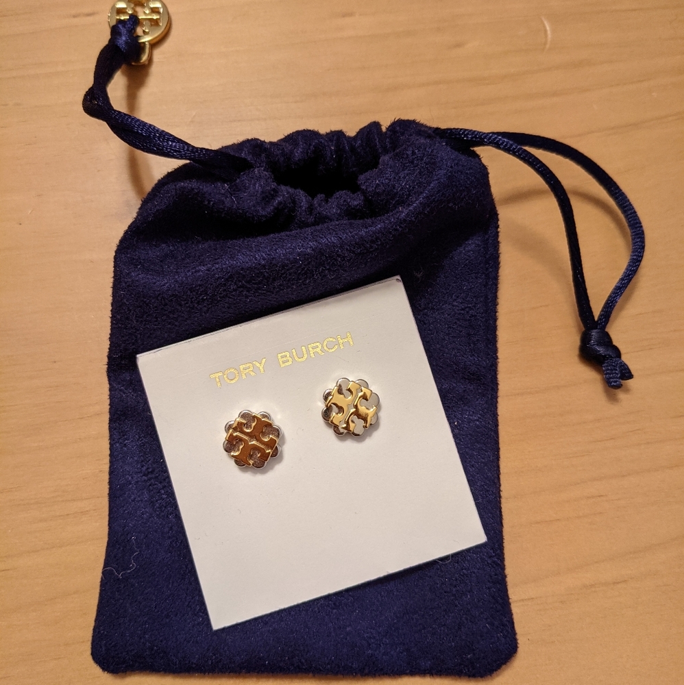 Tory Burch two-tones logo stud earrings NWOT